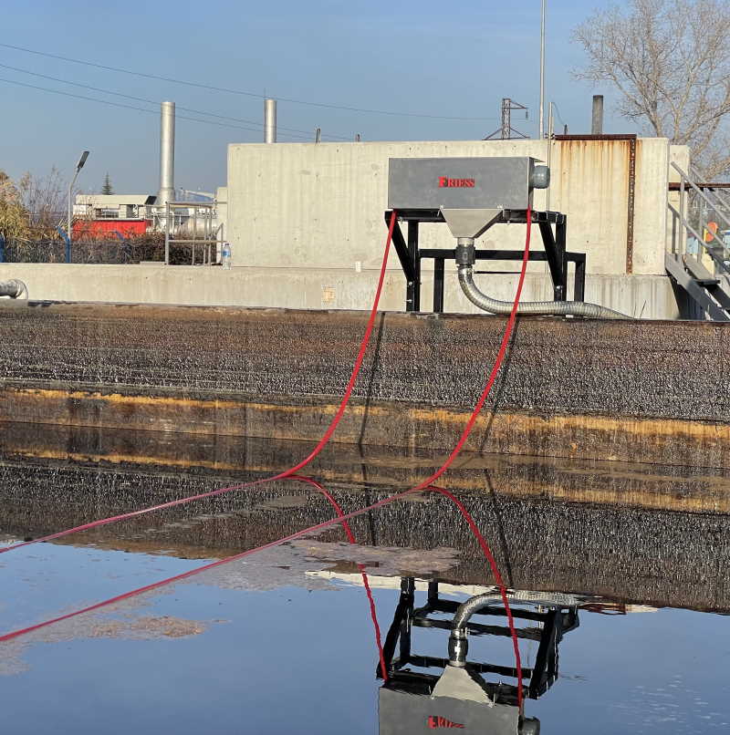 Oil skimmer after installation.
